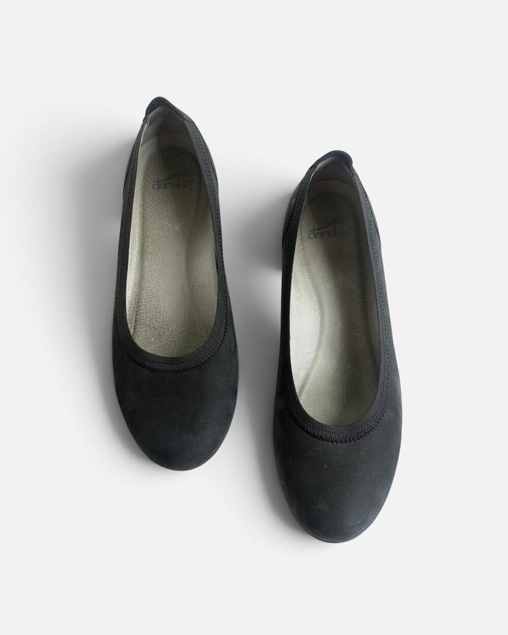 Dansko Kristen Black Comfort Wedge Round Toe Ballet Flats Water Resistant Sz 40